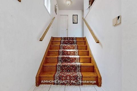 Photo 22 at 46 Via Torre Drive, Amesbury, Toronto