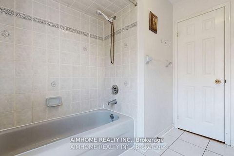 Photo 34 at 46 Via Torre Drive, Amesbury, Toronto