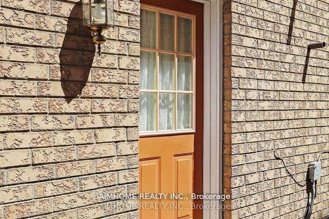 Photo 40 at 46 Via Torre Drive, Amesbury, Toronto Photo 40 at 46 Via Torre Drive, Amesbury, Toronto