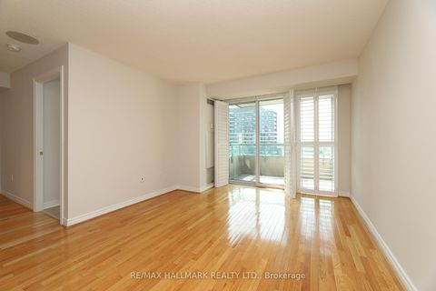 Photo 11 at 929 - 125 Omni Drive, Bendale, Toronto