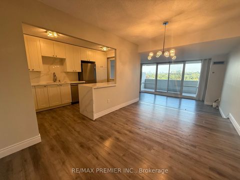 Photo 2 at 1105 - 260 Scarlett Road, Smythe, Toronto