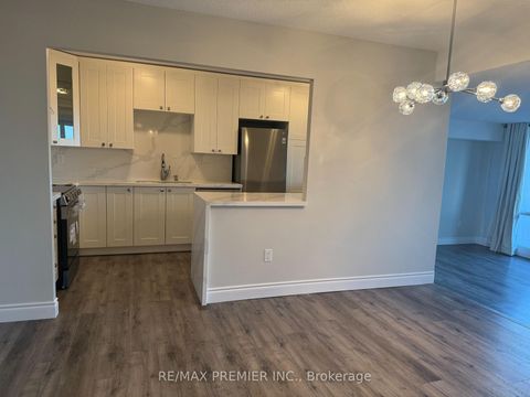 Photo 3 at 1105 - 260 Scarlett Road, Smythe, Toronto