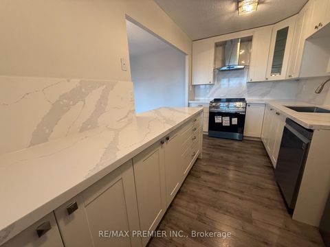 Photo 6 at 1105 - 260 Scarlett Road, Smythe, Toronto