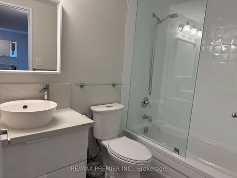 Photo 13 at 1105 - 260 Scarlett Road, Smythe, Toronto