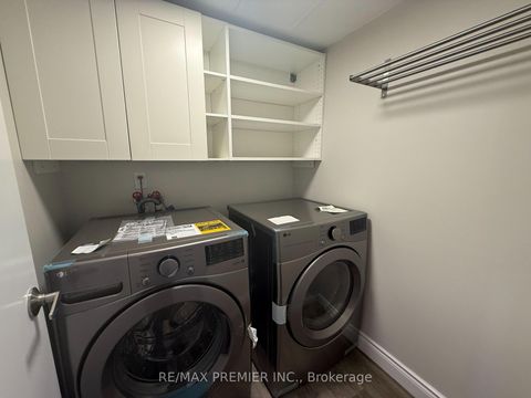 Photo 14 at 1105 - 260 Scarlett Road, Smythe, Toronto