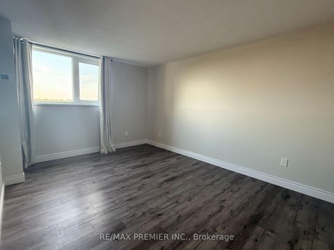 Photo 16 at 1105 - 260 Scarlett Road, Smythe, Toronto
