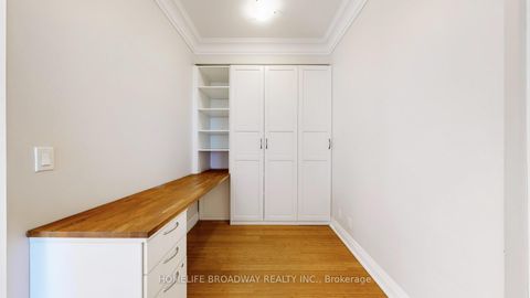 Photo 11 at 608 - 530 St Clair Avenue W, Forest Hill South, Toronto