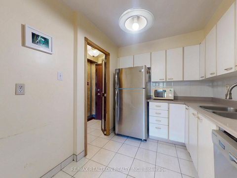 Photo 13 at 410 - 360 Ridelle Avenue, Belgravia, Toronto
