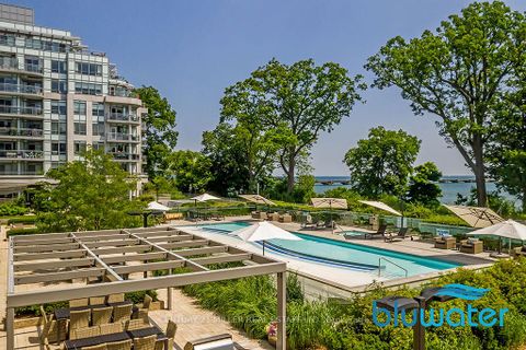 Photo 3 at 511 - 3500 Lakeshore Road W, BR Bronte, Oakville