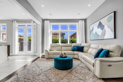 Photo 6 at 79 Menotti Drive, Oak Ridges, Richmond Hill