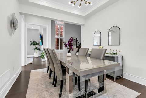 Photo 9 at 79 Menotti Drive, Oak Ridges, Richmond Hill