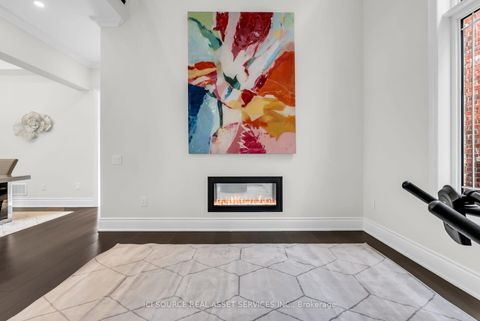 Photo 12 at 79 Menotti Drive, Oak Ridges, Richmond Hill