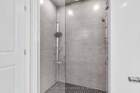 Photo 20 at 79 Menotti Drive, Oak Ridges, Richmond Hill