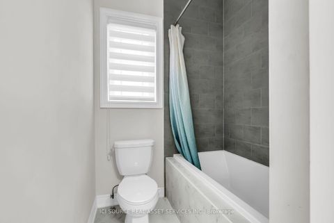 Photo 23 at 79 Menotti Drive, Oak Ridges, Richmond Hill