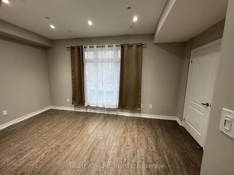 Photo 1 at 19 - 37 Drewry Avenue, Newtonbrook West, Toronto