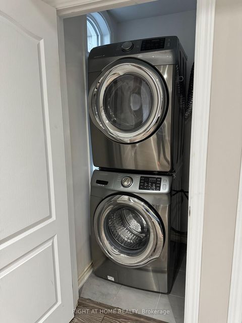 Photo 4 at 19 - 37 Drewry Avenue, Newtonbrook West, Toronto Photo 4 at 19 - 37 Drewry Avenue, Newtonbrook West, Toronto