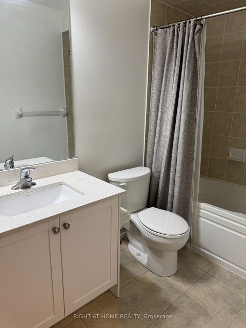 Photo 9 at 19 - 37 Drewry Avenue, Newtonbrook West, Toronto
