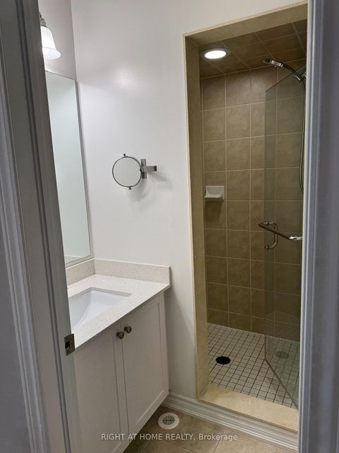 Photo 11 at 19 - 37 Drewry Avenue, Newtonbrook West, Toronto