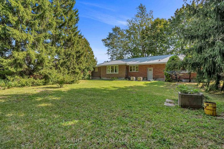Photo 5 at 356 Conlin Road E, Kedron, Oshawa