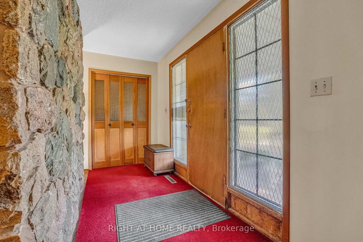 Photo 7 at 356 Conlin Road E, Kedron, Oshawa