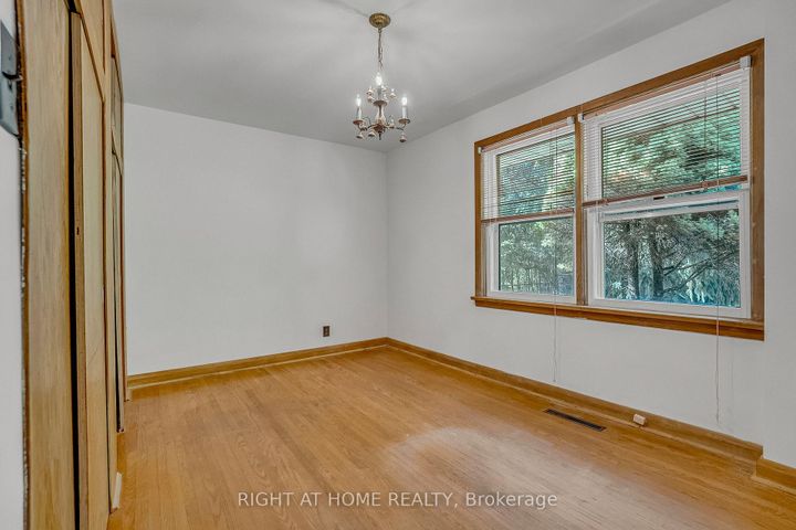 Photo 19 at 356 Conlin Road E, Kedron, Oshawa