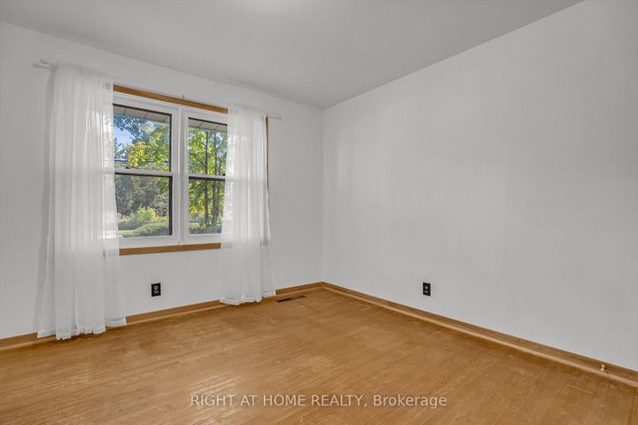 Photo 21 at 356 Conlin Road E, Kedron, Oshawa