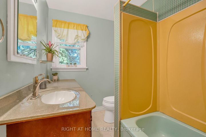Photo 29 at 356 Conlin Road E, Kedron, Oshawa