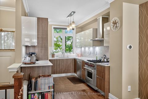 Photo 2 at 67C Finch Avenue W, Willowdale West, Toronto