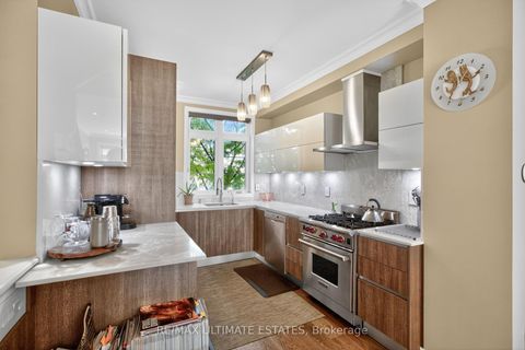 Photo 5 at 67C Finch Avenue W, Willowdale West, Toronto