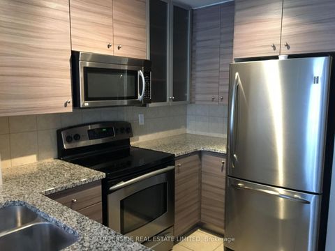 Photo 3 at 502 - 18 Yorkville Avenue, Annex, Toronto