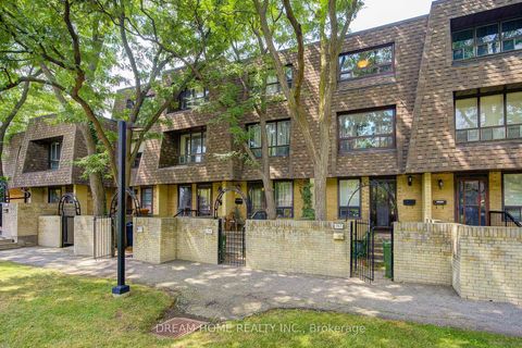 Photo 1 at 6 - 74 Upper Canada Drive, Windfields, Toronto