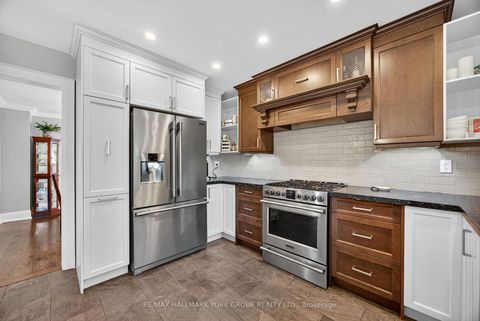 Photo 9 at 654 Lyman Boulevard, Wyndham, Newmarket