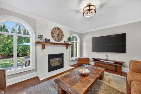 Photo 14 at 654 Lyman Boulevard, Wyndham, Newmarket