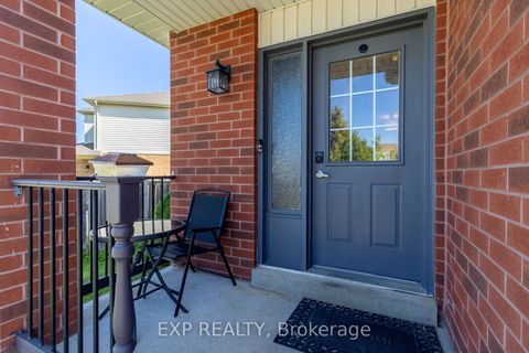 Photo 3 at 192 Pickett Crescent, Painswick North, Barrie