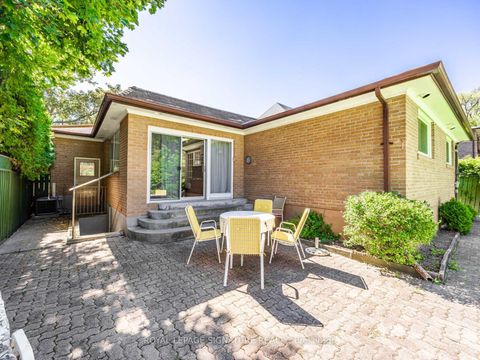 Photo 30 at 6 Lurgan Drive, Willowdale West, Toronto