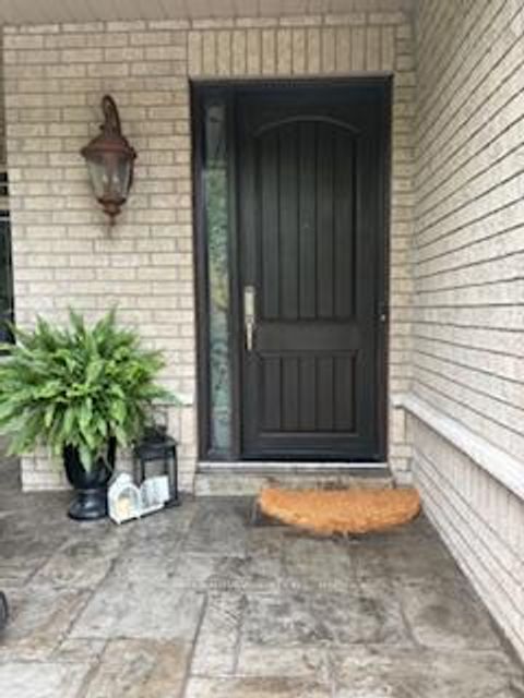Photo 1 at 6 Jaylynn Court, Sonoma Heights, Vaughan