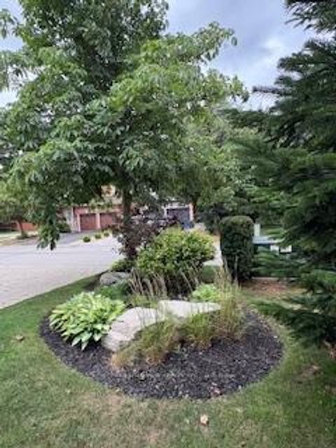 Photo 25 at 6 Jaylynn Court, Sonoma Heights, Vaughan