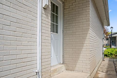 Photo 28 at 227 Thoms Crescent, Central Newmarket, Newmarket