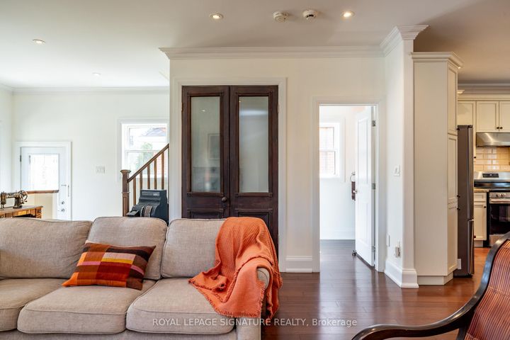 Photo 7 at 116 Milton Street, Queensway, Toronto