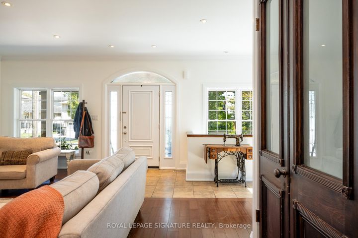 Photo 8 at 116 Milton Street, Queensway, Toronto