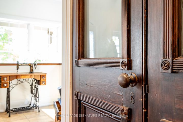 Photo 9 at 116 Milton Street, Queensway, Toronto