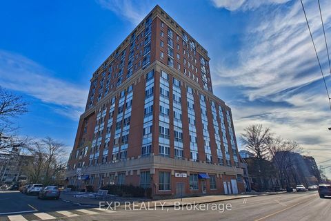 Photo 1 at PH6 - 15 Maplewood Avenue, Cedarvale, Toronto