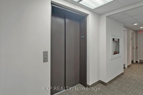 Photo 3 at PH6 - 15 Maplewood Avenue, Cedarvale, Toronto
