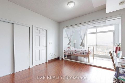 Photo 4 at PH6 - 15 Maplewood Avenue, Cedarvale, Toronto