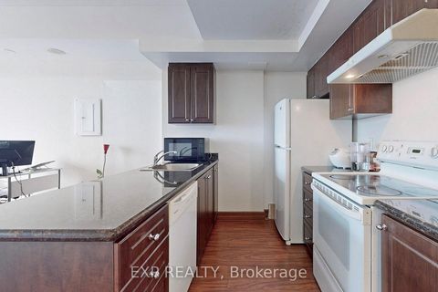 Photo 10 at PH6 - 15 Maplewood Avenue, Cedarvale, Toronto