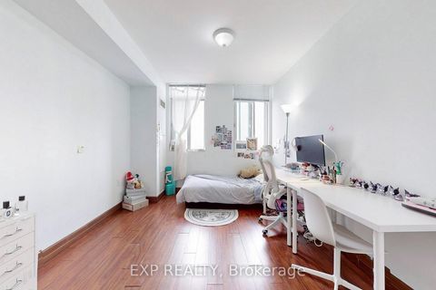 Photo 14 at PH6 - 15 Maplewood Avenue, Cedarvale, Toronto
