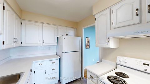 Photo 15 at PH 4 - 3311 Kingston Road, Scarborough Village, Toronto