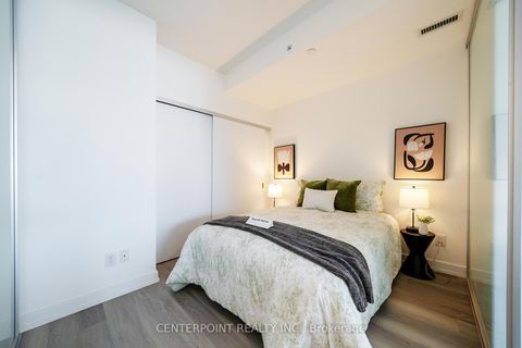 Photo 8 at 2305 - 210 Simcoe Street, Chinatown, Toronto