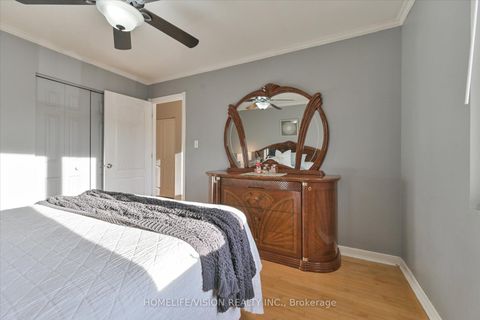 Photo 11 at 255 Cedar Avenue, Harding, Richmond Hill