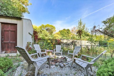 Photo 25 at 255 Cedar Avenue, Harding, Richmond Hill